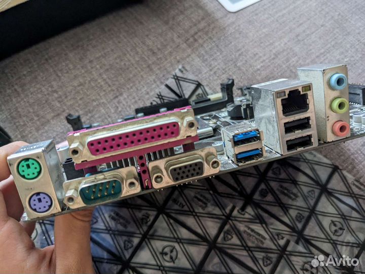 Материнская плата Gigabyte GA-H81M-DS2