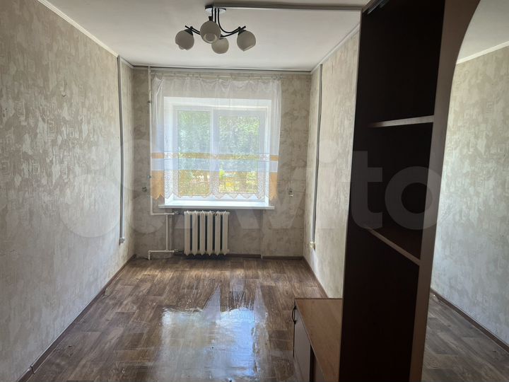 Комната 12 м² в 5-к., 2/5 эт.