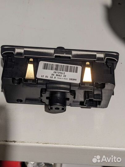 Блок управления светом volvo P3 30739412