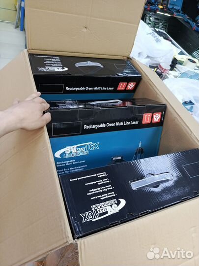 Лазерный уровень со штативом 4D Makita