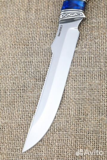 Нож Рыбак 2 сталь S390, рукоять акрил синий и каре