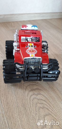 Инерционная машинка 22 см