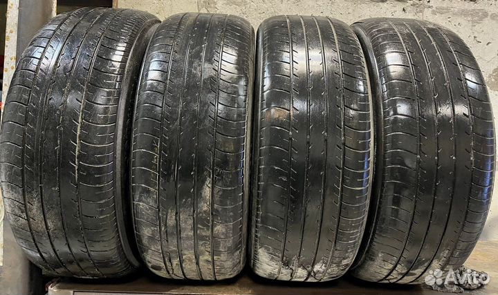 Yokohama dB Decibel E70B 215/55 R17 93V