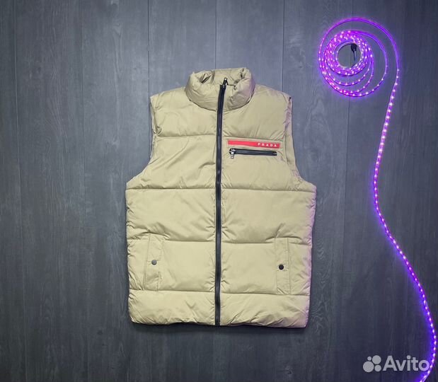 Жилетка Prada