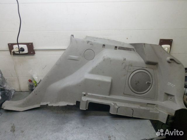 Обшивка багажника правая Dodge Caliber хетчбэк