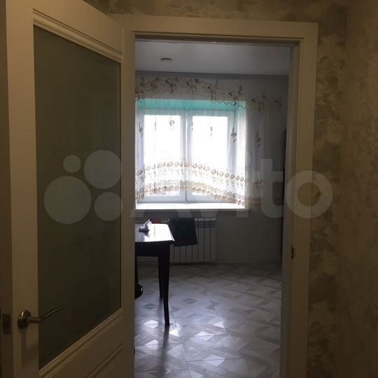 3-к. квартира, 85 м², 1/8 эт.