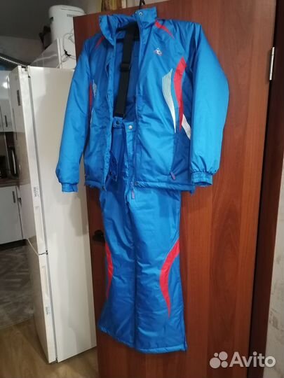 Горнолыжный костюм женский 42-44 размер