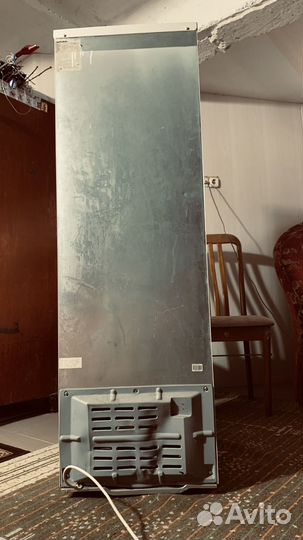 Холодильник маленький