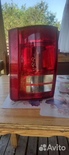 Фонарь задний правый Крайслер вояджер 5,додж