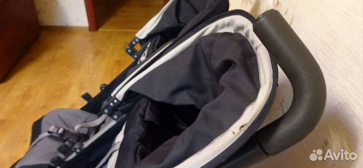 Коляска для двойни