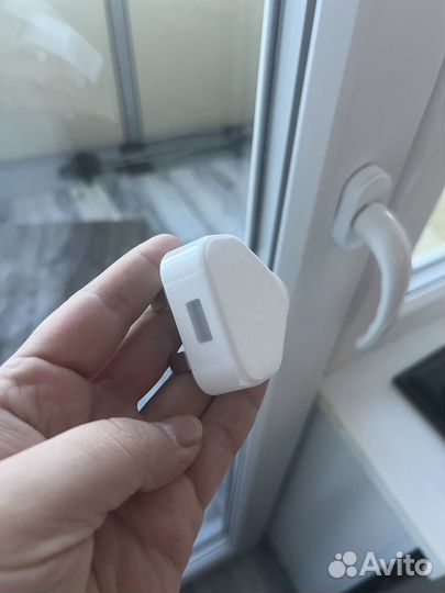 Адаптер iPhone зарядка