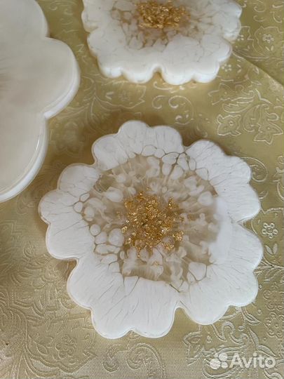 Поднос с подстаканниками из эпоксидной смолы