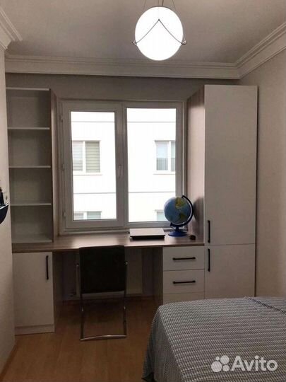 Стол школьника