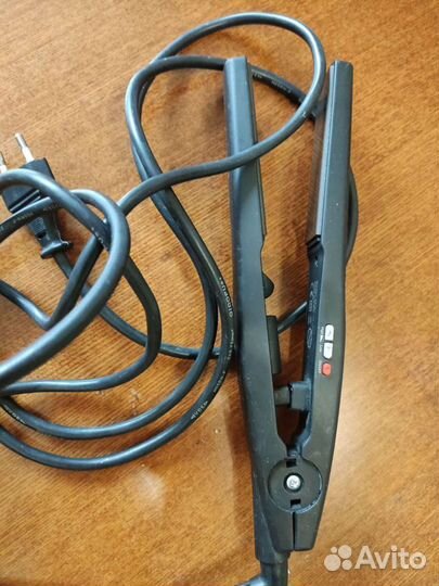 Утюжок выпрямитель для волос