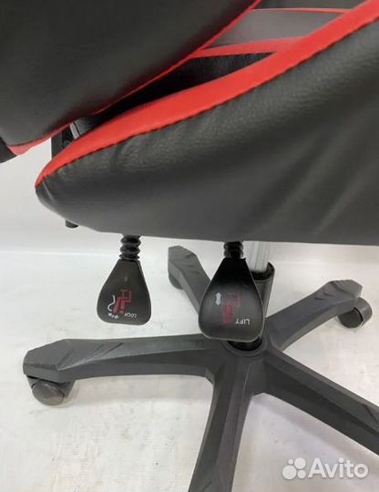 Игровое компьютерное кресло. Удобное