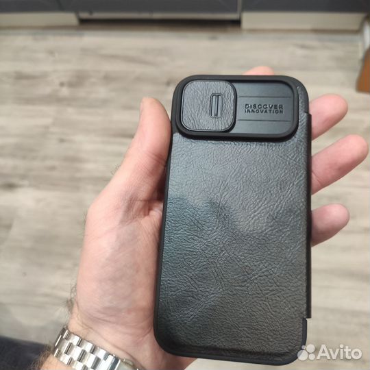 Чехол на iPhone 15 nillkin новый