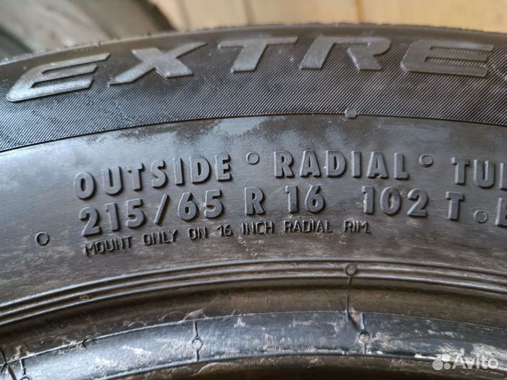 Continental ExtremeWinterContact 215/65 R16