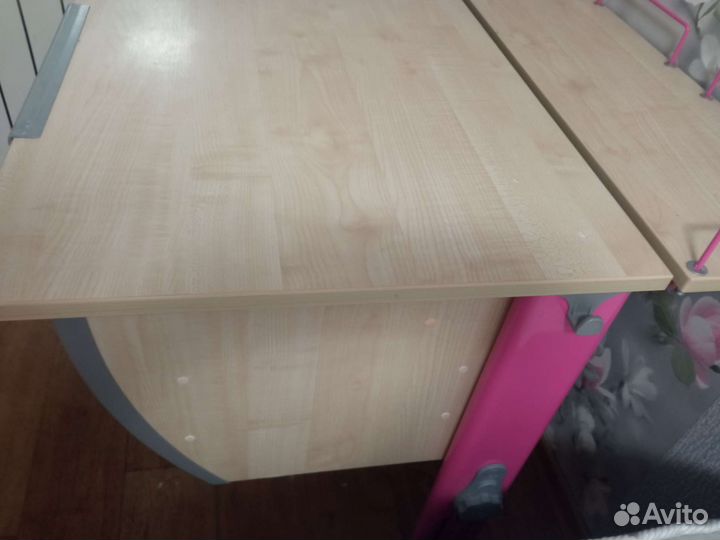 Школьная парта