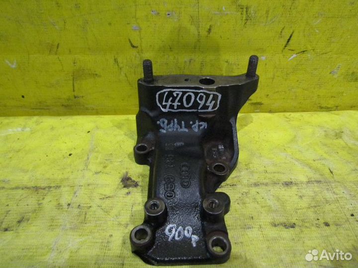 Кронштейн турбины Volkswagen Touareg 10-17г 47094