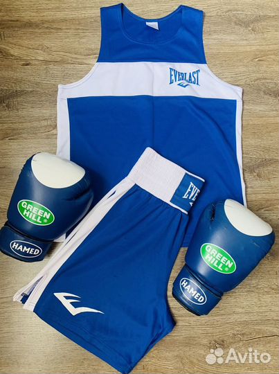 Форма для бокса. Боксерские перчатки Green Hill