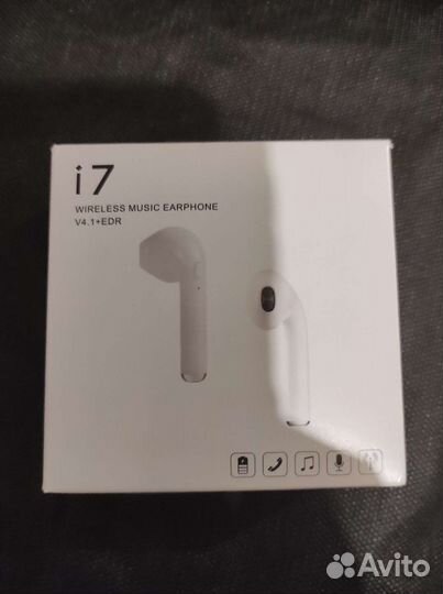 Беспроводной наушник новый