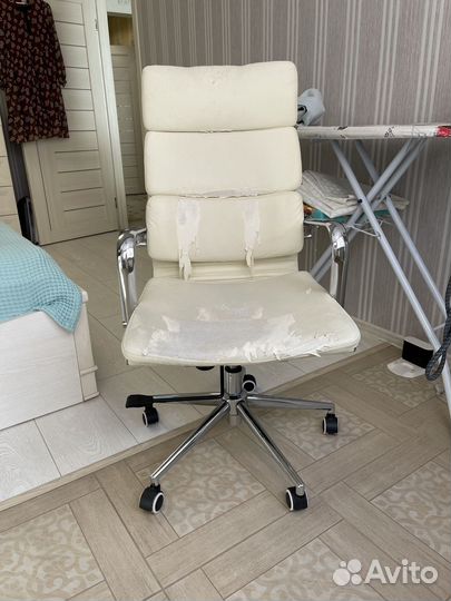 Компьютерное кресло