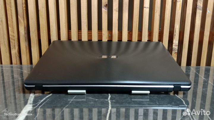 Игровой ноутбук Asus X550C на SSD