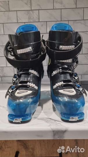 Горнолыжные ботинки