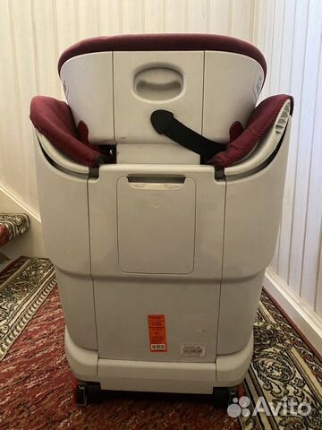 Автомобильное кресло Romer с изофикс объявление продам