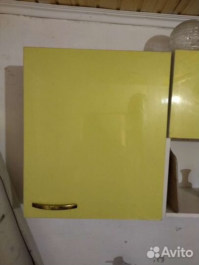 Продам 2 кухонных шкафа в отличном состоянии за 2т