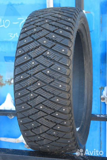 Goodyear Ultragrip Ice Arctic 225/45 R18 111Y