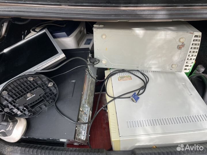 Компьютер системный блок, можно на запчасти