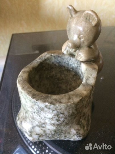 Пепельница из камня