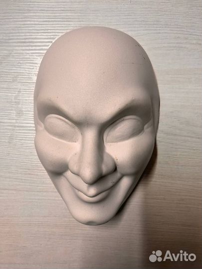 Маска декоративная