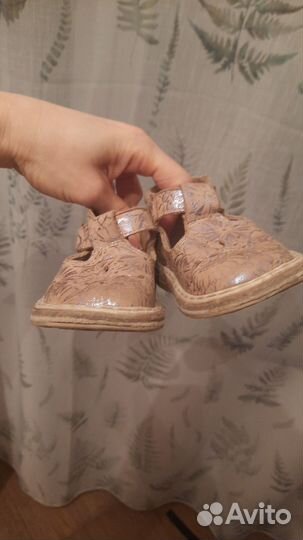 Кожаные сандалии неман на девочку 20размер