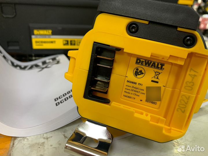 Бесщеточный шуруповерт dewalt DCD800NT 18В европа