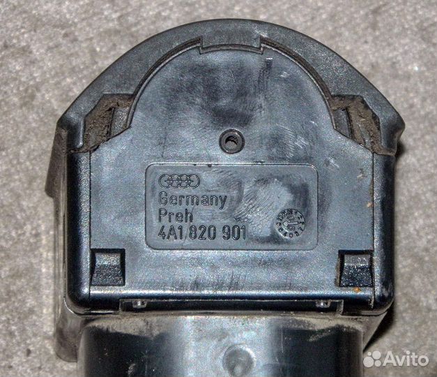 Воздуховод торпеды левый Audi 100 C4