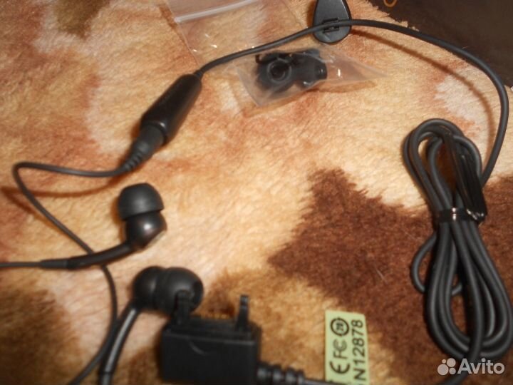 Новая Гарнитура sony ericsson W890