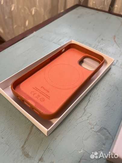 Чехол на iPhone 13 mini кожаный