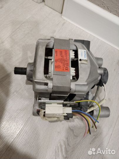 Двигататель стиральной машины