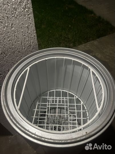 Минихолодильник бу RED bull