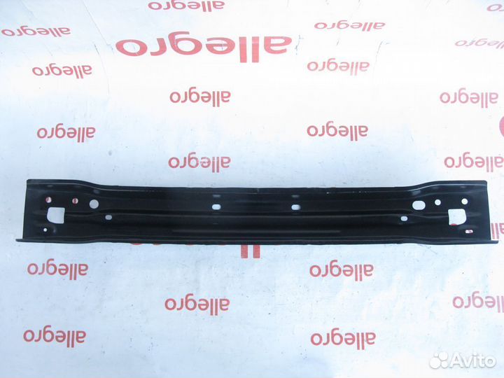 Усилитель переднего бампера Toyota Camry V70 2017+