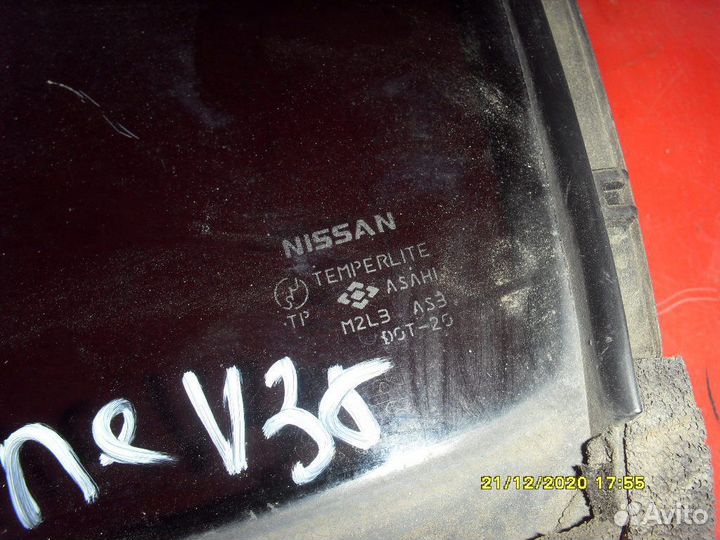 Стекло двери задней 82263AL502 Nissan Skyline 11