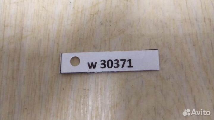 Стекло двери передней левой Mercedes-Benz E238 / C