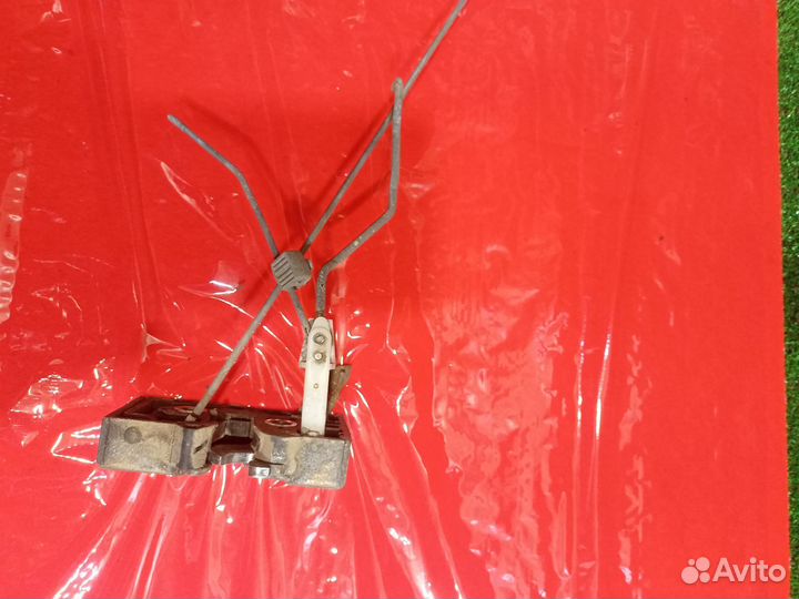 Замок передний правой двери volkswagen golf 2