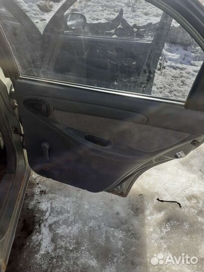 Паковка двери Chevrolet Lanos