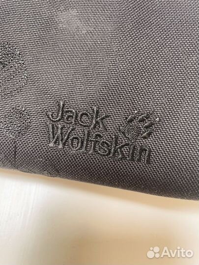 Кошелек черный jack wolfskin