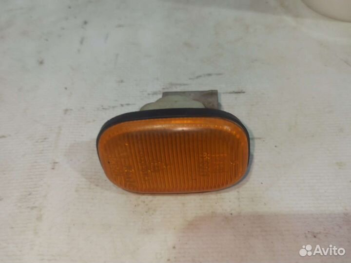 Повторитель поворота toyota