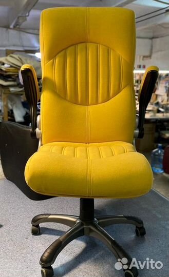 Компьютерное кресло для дома и офиса