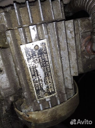 Электродвигатель 220в